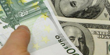 Euro vs Dollar banner and wallpaper