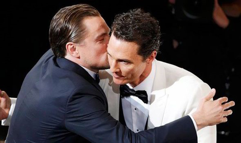 Leonardo Di Caprio and Matthew McConaughey at the Oscars night of 2014
